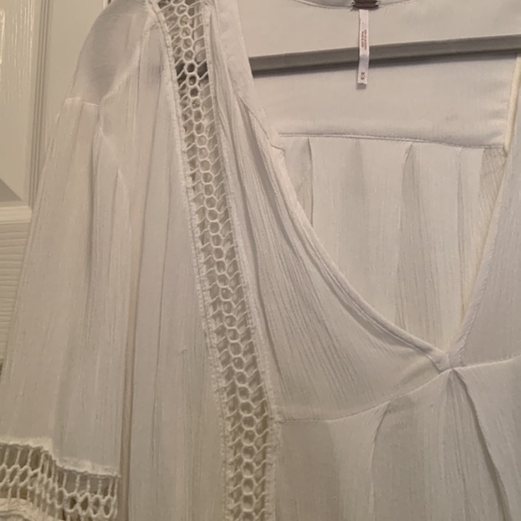 Tunic - Picture 2 of 3